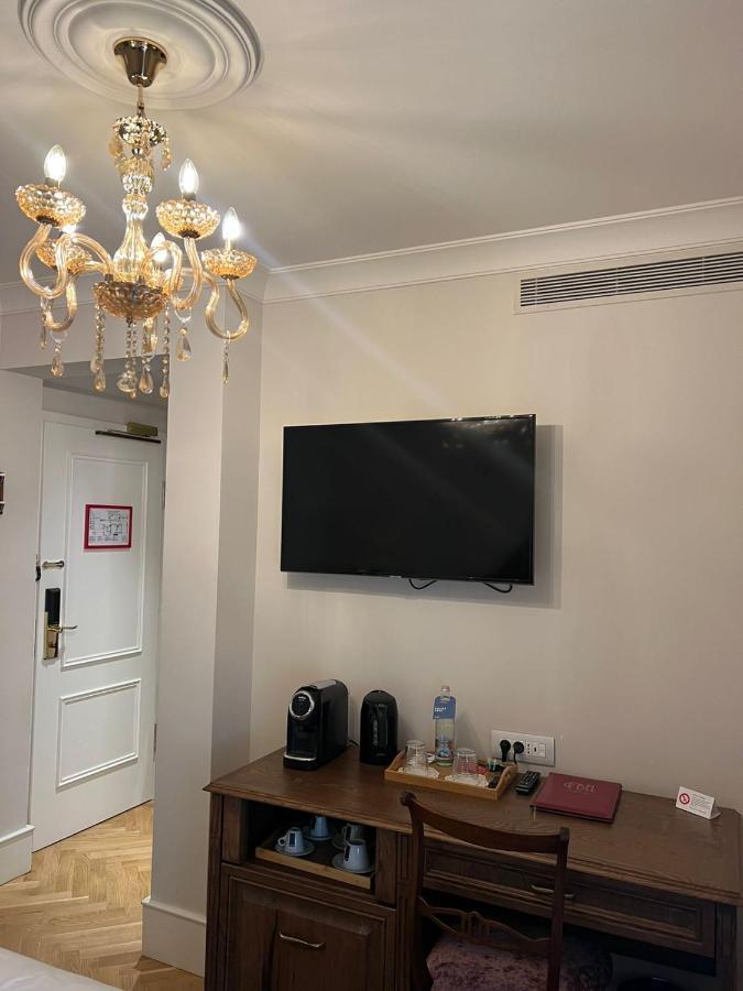 Ebel Boutique Hotel تيرانا المظهر الخارجي الصورة