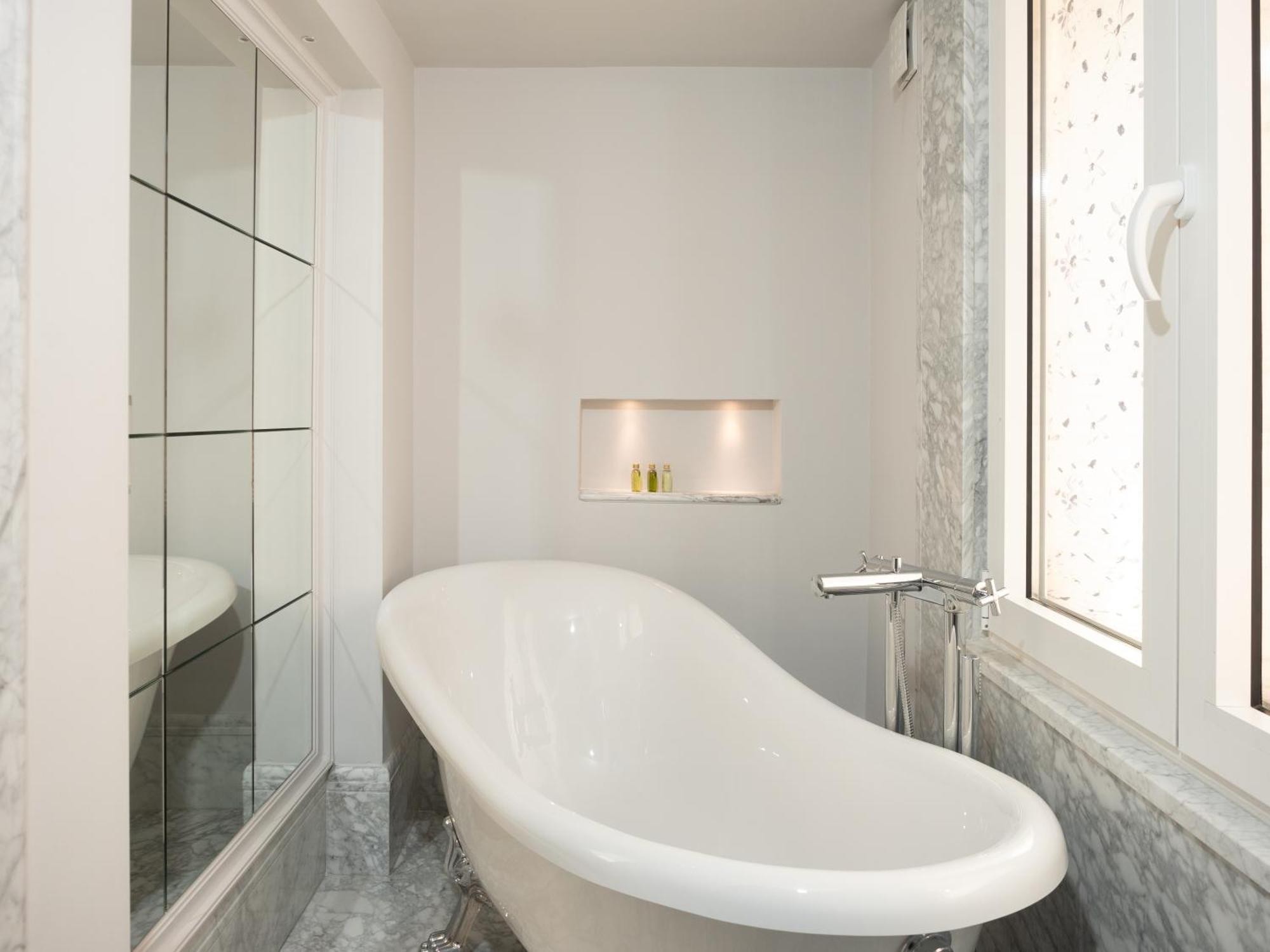 Ebel Boutique Hotel تيرانا المظهر الخارجي الصورة