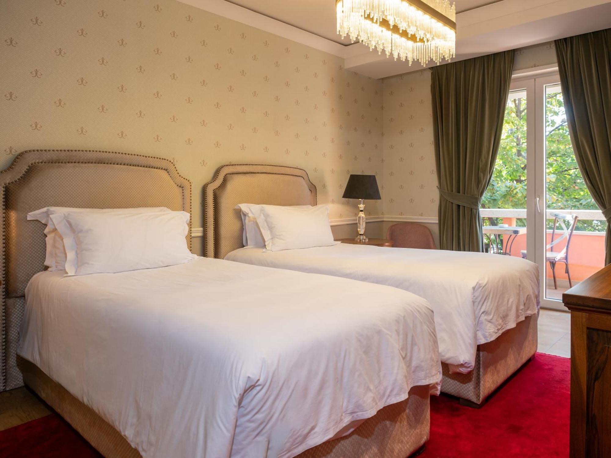 Ebel Boutique Hotel تيرانا المظهر الخارجي الصورة