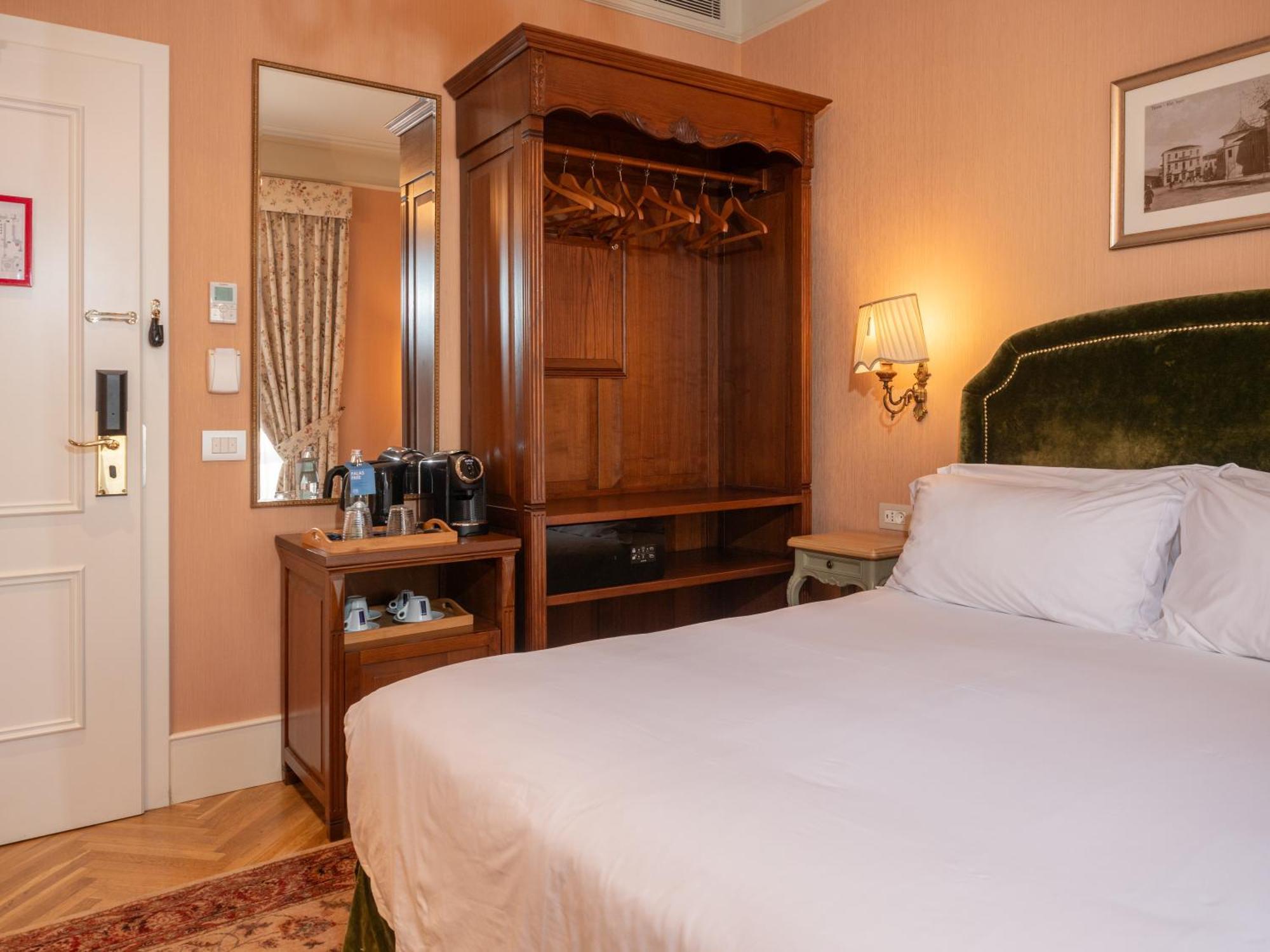 Ebel Boutique Hotel تيرانا المظهر الخارجي الصورة